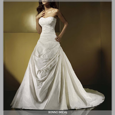Wedding dresses are so cute Especially strapless and halter ones