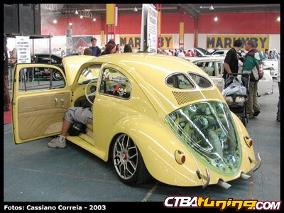 Fusca Amarelo