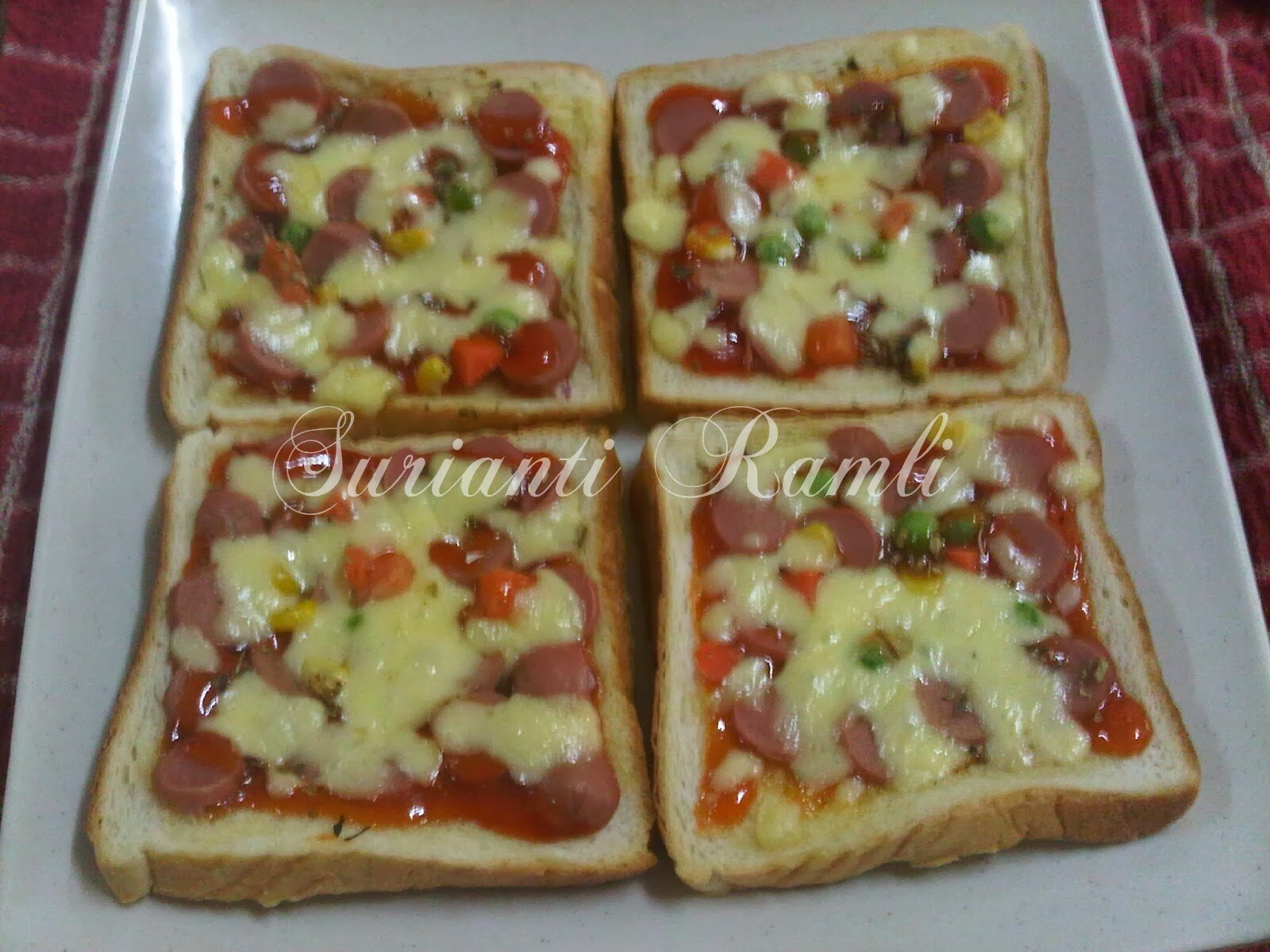 Jom masak: Sarapan pizza roti gardenia yang simple