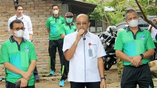 Bedah Rumah Bersama Perumda Air Minum Kota Padang, Almiwandri Terharu