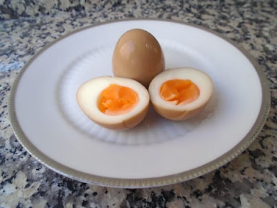 Ajitsuke tamago o huevos marinados en soja