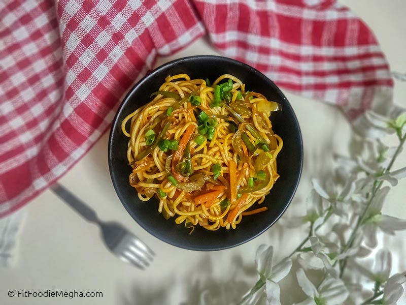 Hakka Noodles - Vegetarian Recipe