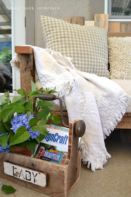 build wooden outdoor furniture