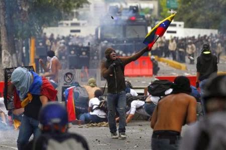 Las manifestaciones contra el Gobierno en Venezuela suman tres muertes más a la peor ola de protestas en una década