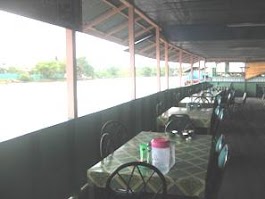 Makan Di Tanah Longsor Pekanbaru