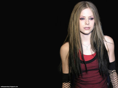 Avril Lavigne desktop wallpapers and photos