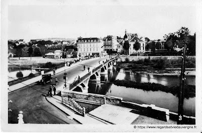 Photo ancienne d'Auvergne : lieux divers.