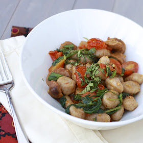 Skillet Gnocchi with Sausage, Spinach, and Tomatoes | The Sweets Life