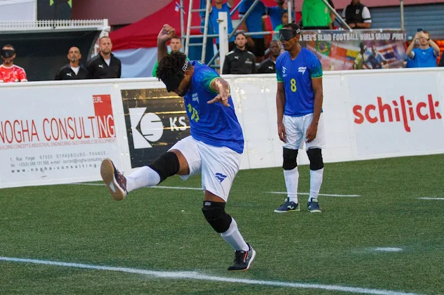 Brasil cai nos pênaltis para a China e vai jogar pelo bronze no Grand Prix de futebol de cegos