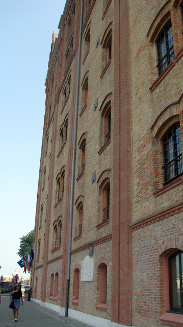 MOLINO STUCKY GIUDECCA VENICE Home Shaped Picture