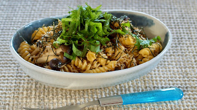 Fusilli with Shirasu and Shimeji Mushrooms (Japanese Pasta Recipe)