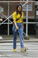 priyanka chopra casual style out with her dog in nyc 10  003 .xyz exclusive.jpg