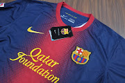 Ini jersey grade ori ya gan, bukan KW AAA. Nih detail jersey barcelona grade . (barcelona home )