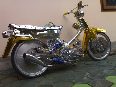 Yellow chrome full body modification  in grand 2000