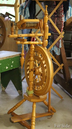 Wheel that spins flax