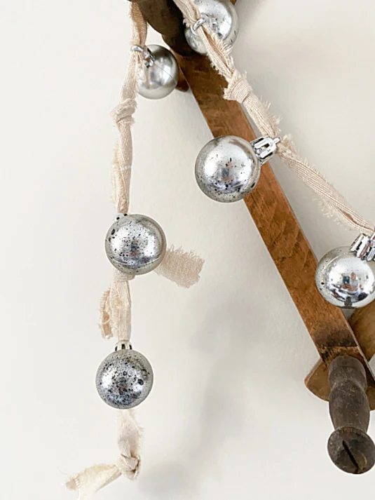 rag garland with silver balls