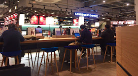 Starbucks 湘南 T-SITE