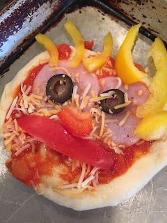 How to get kids to eat veggies the fun way, mini pizza's, cooking with kids