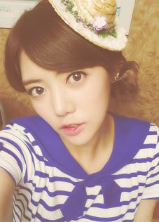 Yoonhye - Blue and White Rainbow KPOP