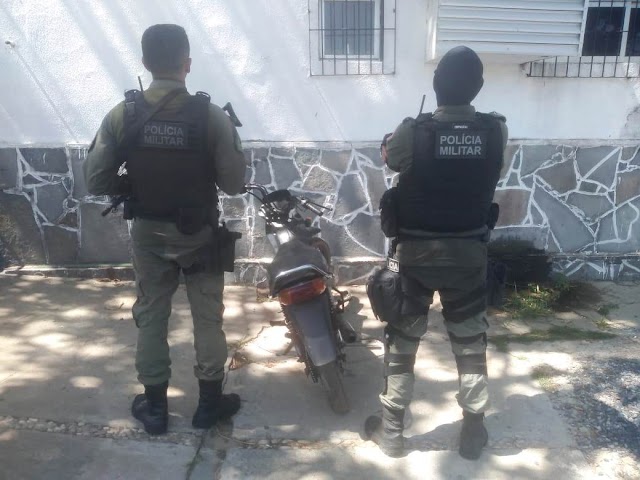 PM apreende moto sem placa e com chassi raspado na zona rural de Luís Correia