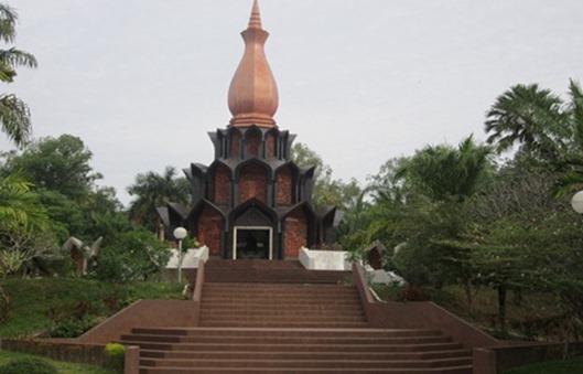 Wat Pa Udom Somporn  at   Sakon Nakhon