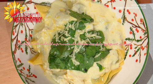 Tortelloni con spinaci e bagoss ricetta Francesca Marsetti