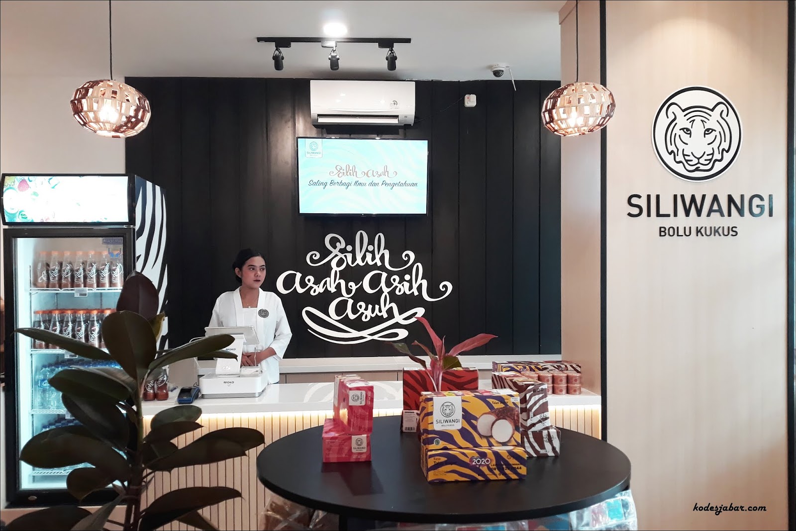 Store Resmi Siliwangi Bolu Kukus Kini Hadir di Bandung