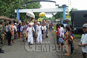 Jelang Nyepi, Ratusan Umat Hindu Jember Gelar Ritual Melasti