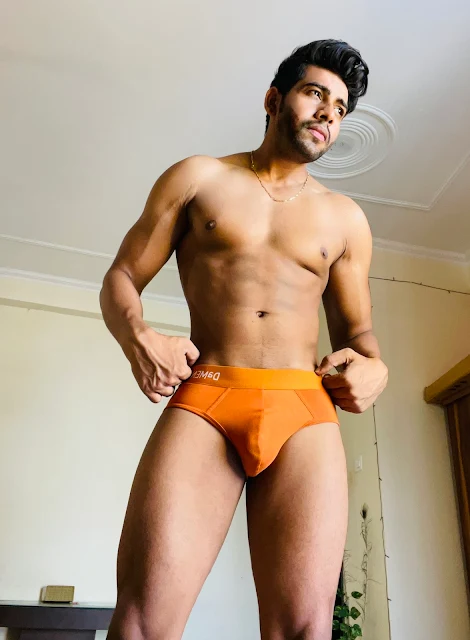 Hot Photos of Raghav Choudhary