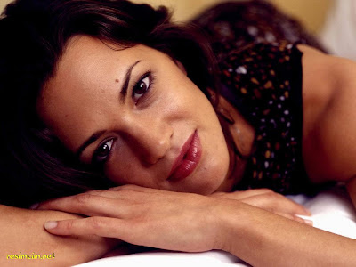 Asia Argento close-up 1024x768 (click on the image to see full size) Asia Argento close-up 1024x768 (click on the image to see full size)