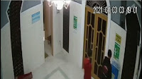 CCTV Masjid Merekam Aksi Pencurian 