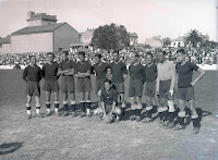 LEVANTE F. C. Temporada 1934-35. Puig II, Calpe, Porrera, Núñez, Felipe, Puig I, Calero, Artigas, Vidal, Aparicio. Agachado: Dolz. LEVANTE F. C. 1 C. E. SABADELL F. C. 2 Resultado eliminatoria: CE SABADELL 4 UD LEVANTE 1 Domingo 16/06/1935. Copa del Presidente de la República, semifinal, partido de ida. Valencia, campo del Camino Hondo. GOLES: ⚽1-0: 20’, Calero. ⚽1-1: 40’, Parera. ⚽1-2: 70’, Gual.