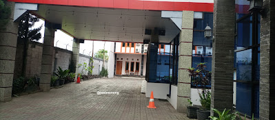 tempat parkir bintang redannte