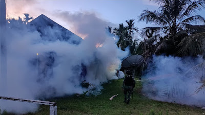 Cegah Malaria, Prajurit Bima Sakti Adakan Fogging Di Pemukiman Masyarakat