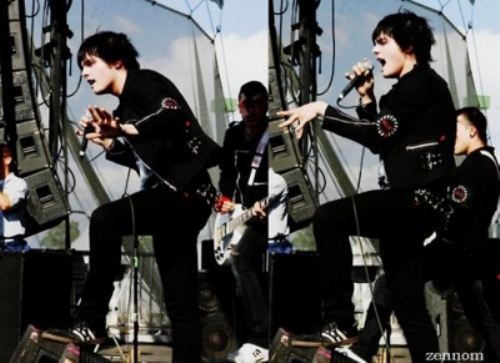 gerard-way-10