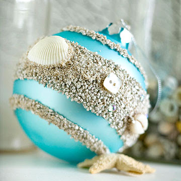 fleaChic: flea market savvy: More Christmas Beach Decor