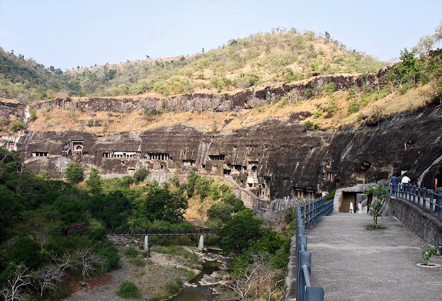 horse shoe shaped Ajanta Caves