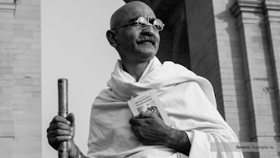 10 Sikap Hidup Bahagia ala Gandhi. Apa Aja?