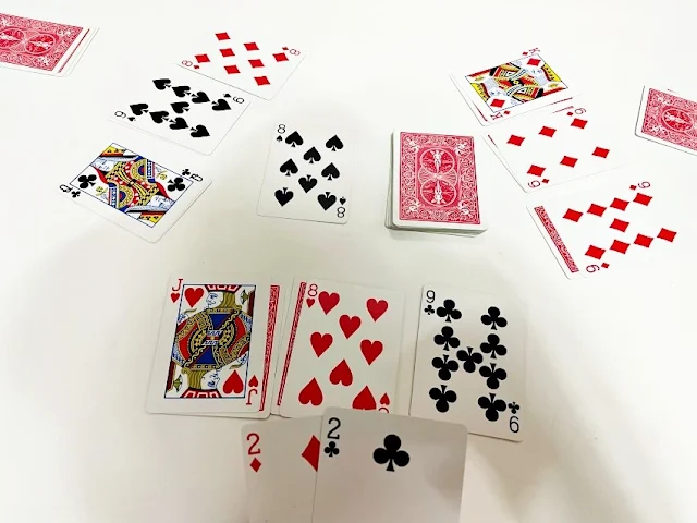 카드-놀이-모습