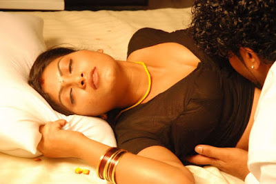 Image of "Doctor thantha treatment" tamil sex story