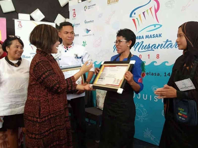 Sientje Toumahu Juara Lomba Masak Ikan untuk Presiden Jokowi