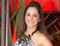 Francine Piaia-ex-BBB-redimensionada