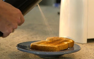 With This Tool Can Be Sprayed into Surface Butter Bread