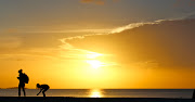 Beach sunset. Atlantis has become the amusement park of the Bahamas. (img )