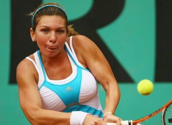Simona Halep Breast Tennis plyer