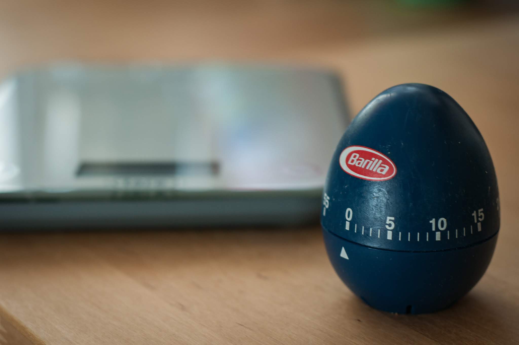 The scales and the egg timer