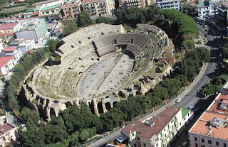 Anfiteatro Flavio en Campania - Campi Flegrei