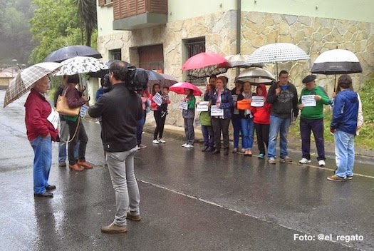 Protesta de vecinos de El Regato