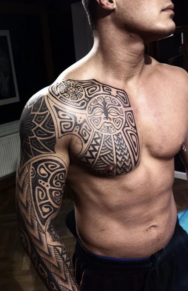 imagen de tatuaje maori estilo samoano