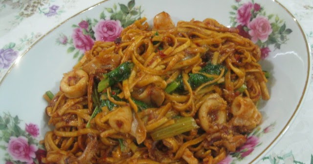 Dari Dapur Ummi: Mee Sanggul Goreng